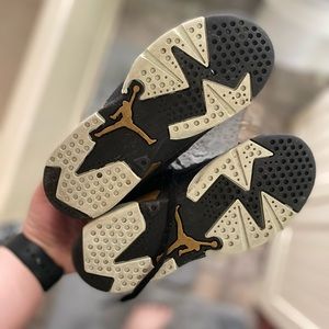 Retro Jordan little boys size 12